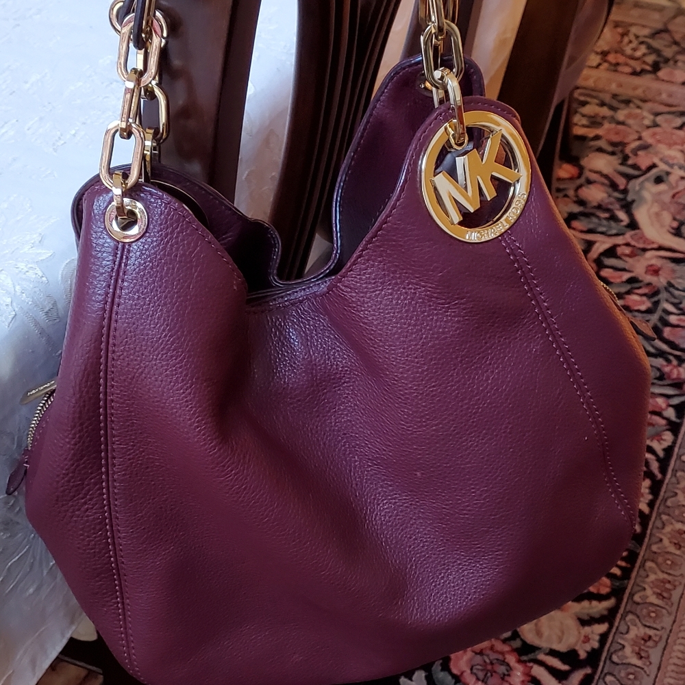 Michael Kor burgundy shoulder bag